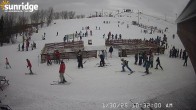 Archiv Foto Webcam Sunridge Bunny Hill - Blick vom Chalet im Tal 09:00