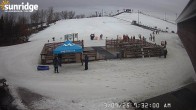 Archiv Foto Webcam Sunridge Bunny Hill - Blick vom Chalet im Tal 08:00