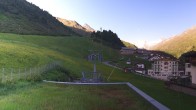 Archiv Foto Webcam Obergurgl: Blick zur Piste vom Hotel Edelweiss & Gurgl 06:00