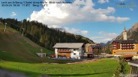 Archiv Foto Webcam Lech am Arlberg: Ausblick Chalet Anna Maria zur Piste 17:00