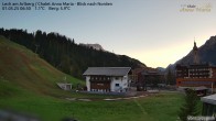 Archiv Foto Webcam Lech am Arlberg: Ausblick Chalet Anna Maria zur Piste 05:00