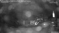 Archiv Foto Webcam Lech am Arlberg: Ausblick Chalet Anna Maria zur Piste 01:00