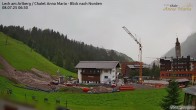 Archiv Foto Webcam Lech am Arlberg: Ausblick Chalet Anna Maria zur Piste 05:00