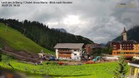 Archiv Foto Webcam Lech am Arlberg: Ausblick Chalet Anna Maria zur Piste 17:00