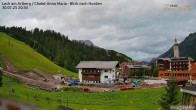 Archiv Foto Webcam Lech am Arlberg: Ausblick Chalet Anna Maria zur Piste 19:00