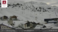 Archiv Foto Webcam Hotel Arlberghaus in Zürs mit Blick auf den Weltcuphang 10:00