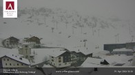 Archiv Foto Webcam Hotel Arlberghaus in Zürs mit Blick auf den Weltcuphang 09:00