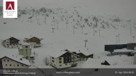 Archived image Webcam Hotel Arlberghaus at Zürs 07:00
