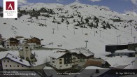 Archived image Webcam Hotel Arlberghaus at Zürs 15:00