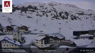 Archived image Webcam Hotel Arlberghaus at Zürs 19:00