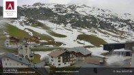 Archived image Webcam Hotel Arlberghaus at Zürs 06:00