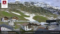 Archiv Foto Webcam Hotel Arlberghaus in Zürs mit Blick auf den Weltcuphang 15:00