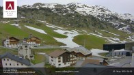 Archiv Foto Webcam Hotel Arlberghaus in Zürs mit Blick auf den Weltcuphang 17:00