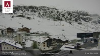 Archiv Foto Webcam Hotel Arlberghaus in Zürs mit Blick auf den Weltcuphang 09:00