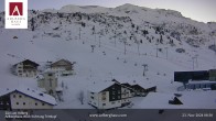 Archiv Foto Webcam Hotel Arlberghaus in Zürs mit Blick auf den Weltcuphang 07:00