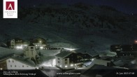 Archiv Foto Webcam Hotel Arlberghaus in Zürs mit Blick auf den Weltcuphang 06:00