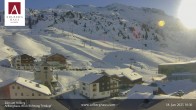 Archiv Foto Webcam Hotel Arlberghaus in Zürs mit Blick auf den Weltcuphang 09:00