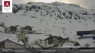 Archiv Foto Webcam Hotel Arlberghaus in Zürs mit Blick auf den Weltcuphang 07:00