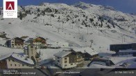 Archiv Foto Webcam Hotel Arlberghaus in Zürs mit Blick auf den Weltcuphang 13:00