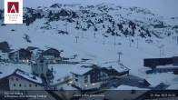 Archived image Webcam Hotel Arlberghaus at Zürs 05:00