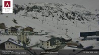 Archived image Webcam Hotel Arlberghaus at Zürs 13:00