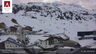 Archiv Foto Webcam Hotel Arlberghaus in Zürs mit Blick auf den Weltcuphang 05:00