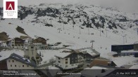 Archiv Foto Webcam Hotel Arlberghaus in Zürs mit Blick auf den Weltcuphang 11:00