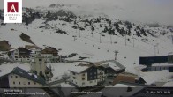 Archiv Foto Webcam Hotel Arlberghaus in Zürs mit Blick auf den Weltcuphang 17:00