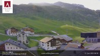 Archiv Foto Webcam Hotel Arlberghaus in Zürs mit Blick auf den Weltcuphang 07:00