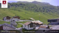 Archiv Foto Webcam Hotel Arlberghaus in Zürs mit Blick auf den Weltcuphang 11:00