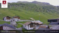 Archiv Foto Webcam Hotel Arlberghaus in Zürs mit Blick auf den Weltcuphang 13:00