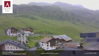 Archiv Foto Webcam Hotel Arlberghaus in Zürs mit Blick auf den Weltcuphang 06:00