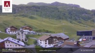 Archiv Foto Webcam Hotel Arlberghaus in Zürs mit Blick auf den Weltcuphang 06:00
