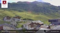 Archiv Foto Webcam Hotel Arlberghaus in Zürs mit Blick auf den Weltcuphang 09:00