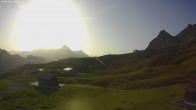 Archiv Foto Webcam Jägeralpe: Blick Biberkopf und Wartherhorn 06:00