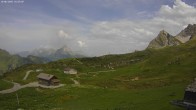 Archiv Foto Webcam Jägeralpe: Blick Biberkopf und Wartherhorn 15:00