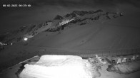 Archived image Webcam Warth: hotel Adler 23:00