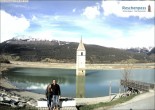 Archived image Webcam The Church Tower in the Lake Resia 09:00