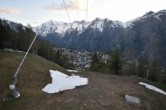 Archiv Foto Webcam Dorf Grächen - Talabfahrt 19:00