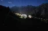 Archiv Foto Webcam Dorf Grächen - Talabfahrt 01:00