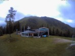 Archived image Webcam Top station of the Höfi Express II lift 19:00