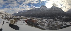 Archiv Foto Webcam Scuol: Panoramablick Ort 09:00