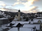 Archiv Foto Webcam Disentis Kirche 07:00