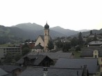 Archiv Foto Webcam Disentis Kirche 05:00