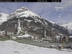 Archived image Webcam Base station of the Brunni cable car 15:00