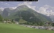 Archived image Webcam Base station of the Brunni cable car 13:00