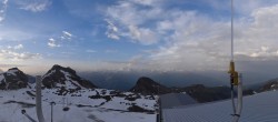 Archiv Foto Webcam Crans Montana: Bergstation Plaine Morte 05:00