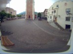 Archiv Foto Webcam Dorfplatz Kastelruth 17:00