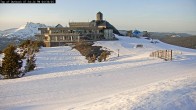 Archiv Foto Webcam Mt Bachelor: Three Sisters 19:00