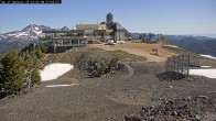 Archived image Webcam Mt Bachelor - View Three Sisters 09:00